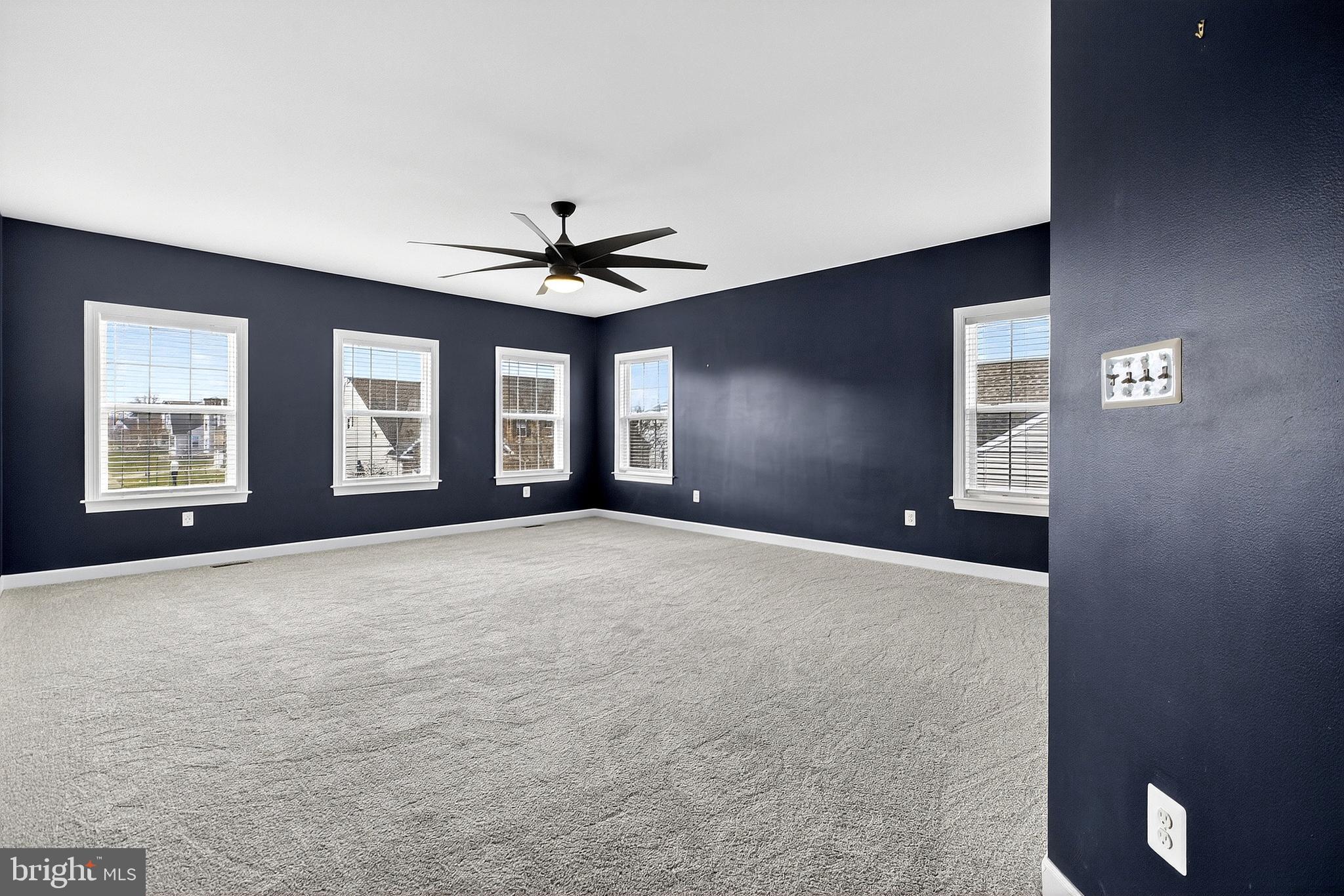 ASHBYS PLACE - Residential