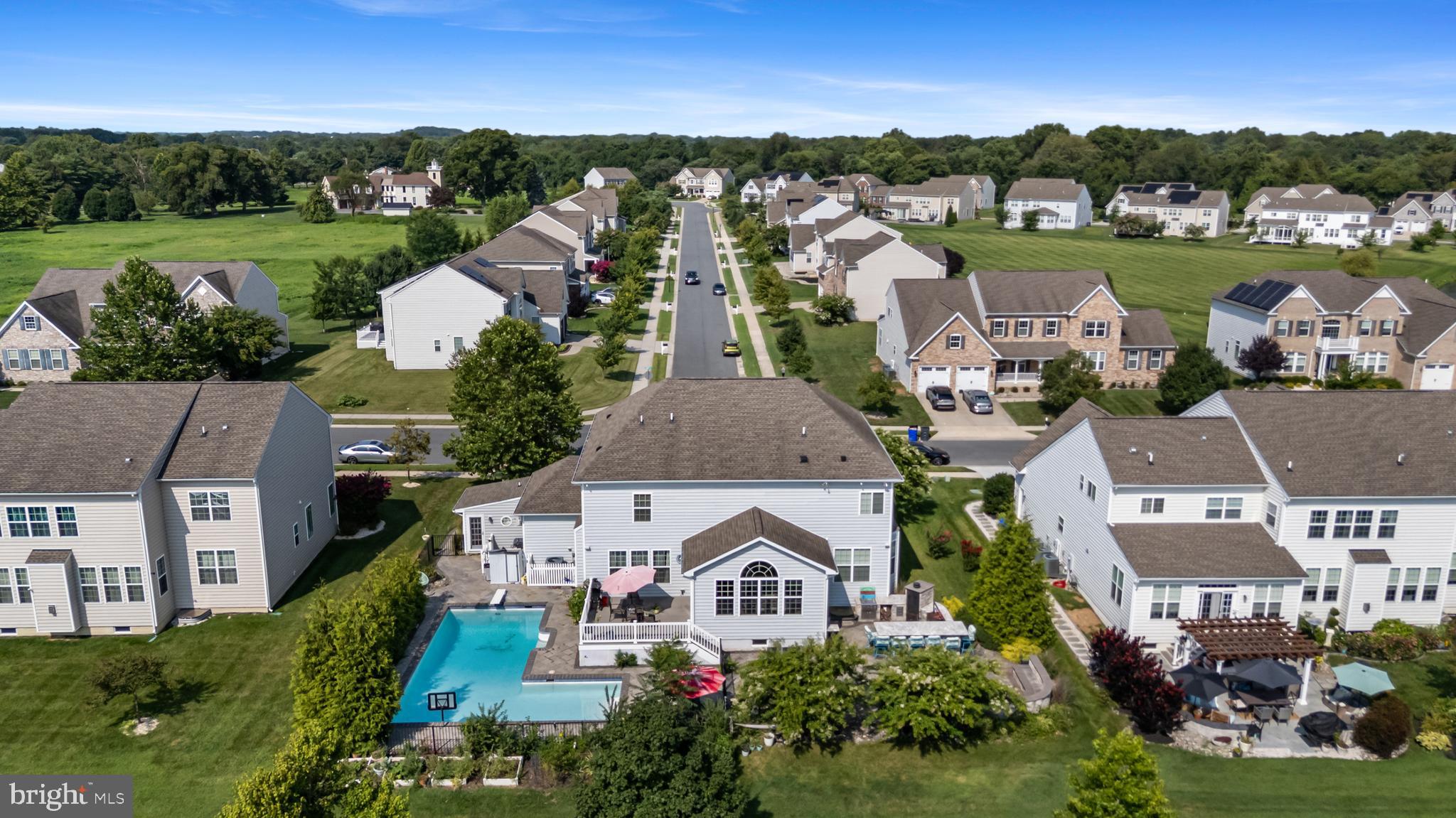 ASHBYS PLACE - Residential