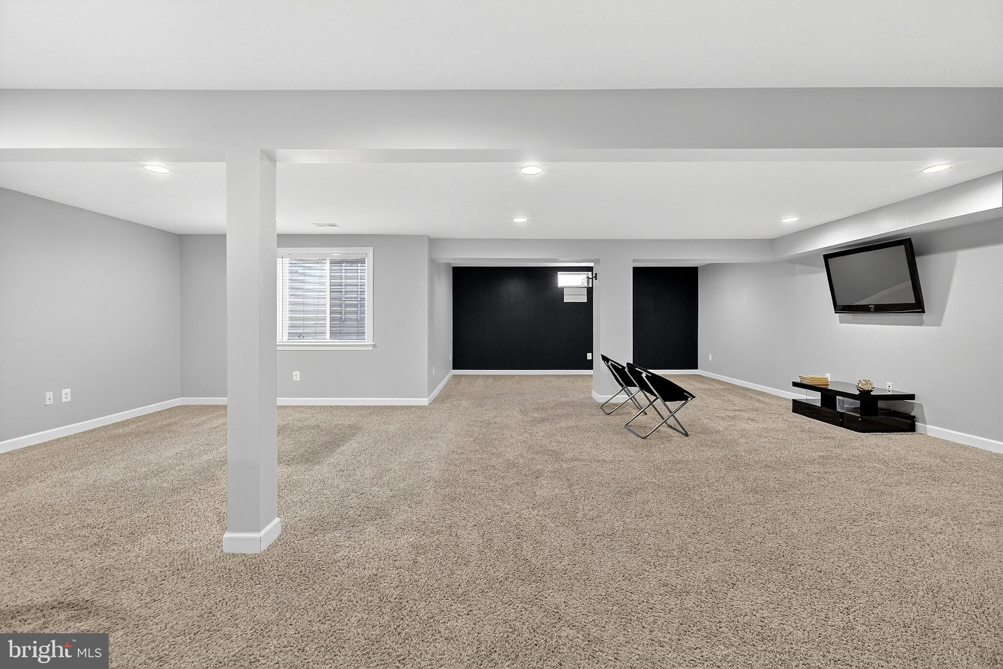 ASHBYS PLACE - Residential