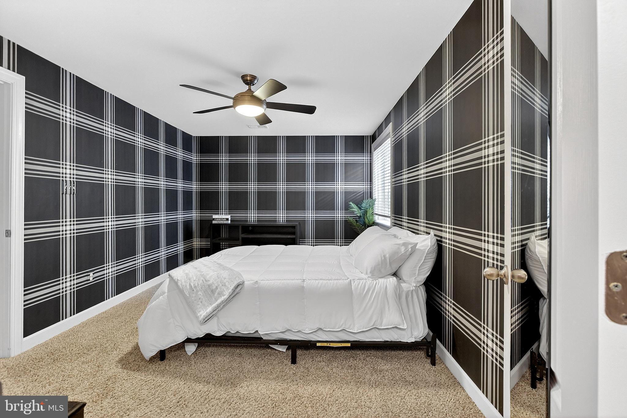 ASHBYS PLACE - Residential