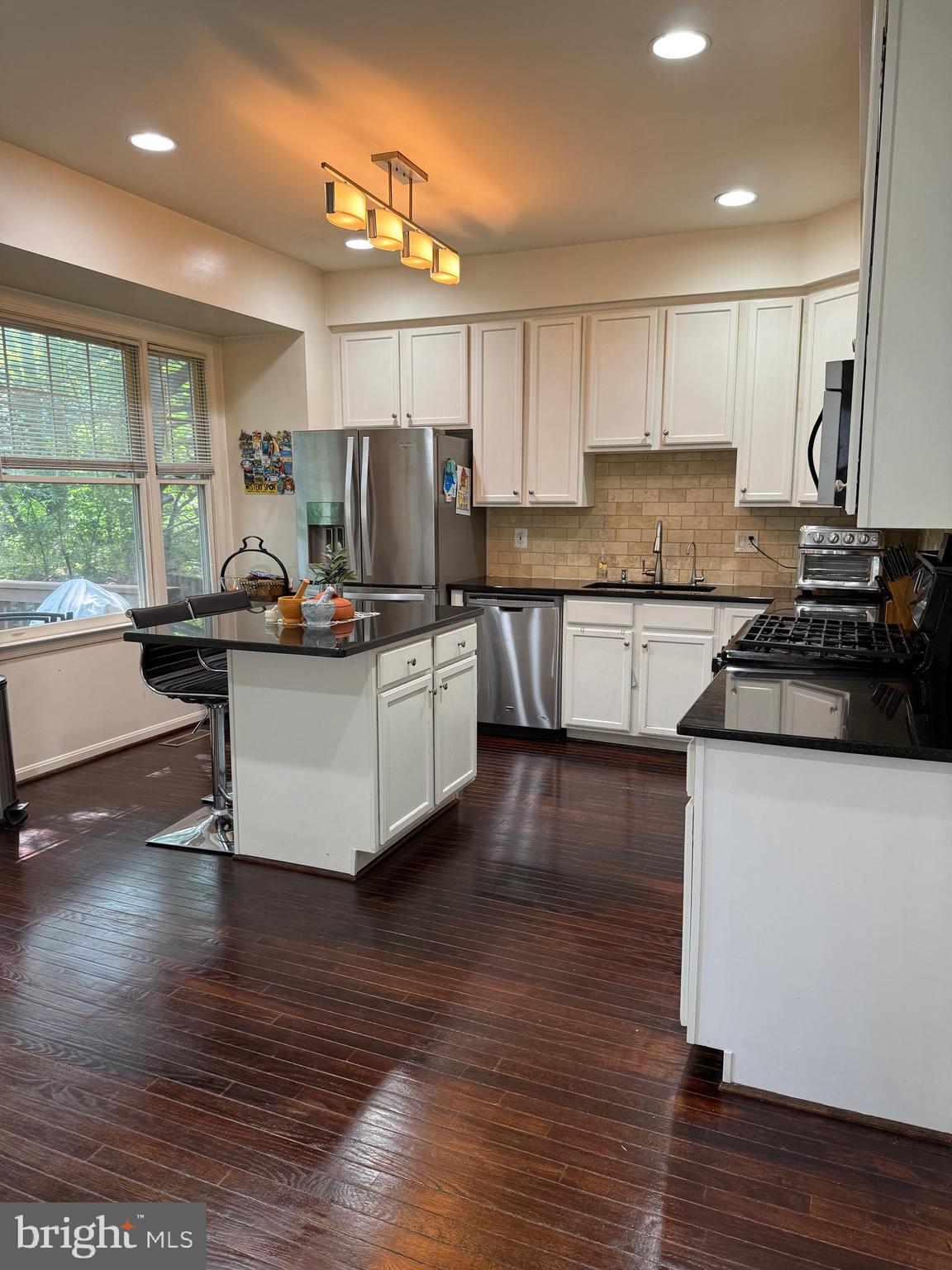 1236 WEATHERSTONE COURT