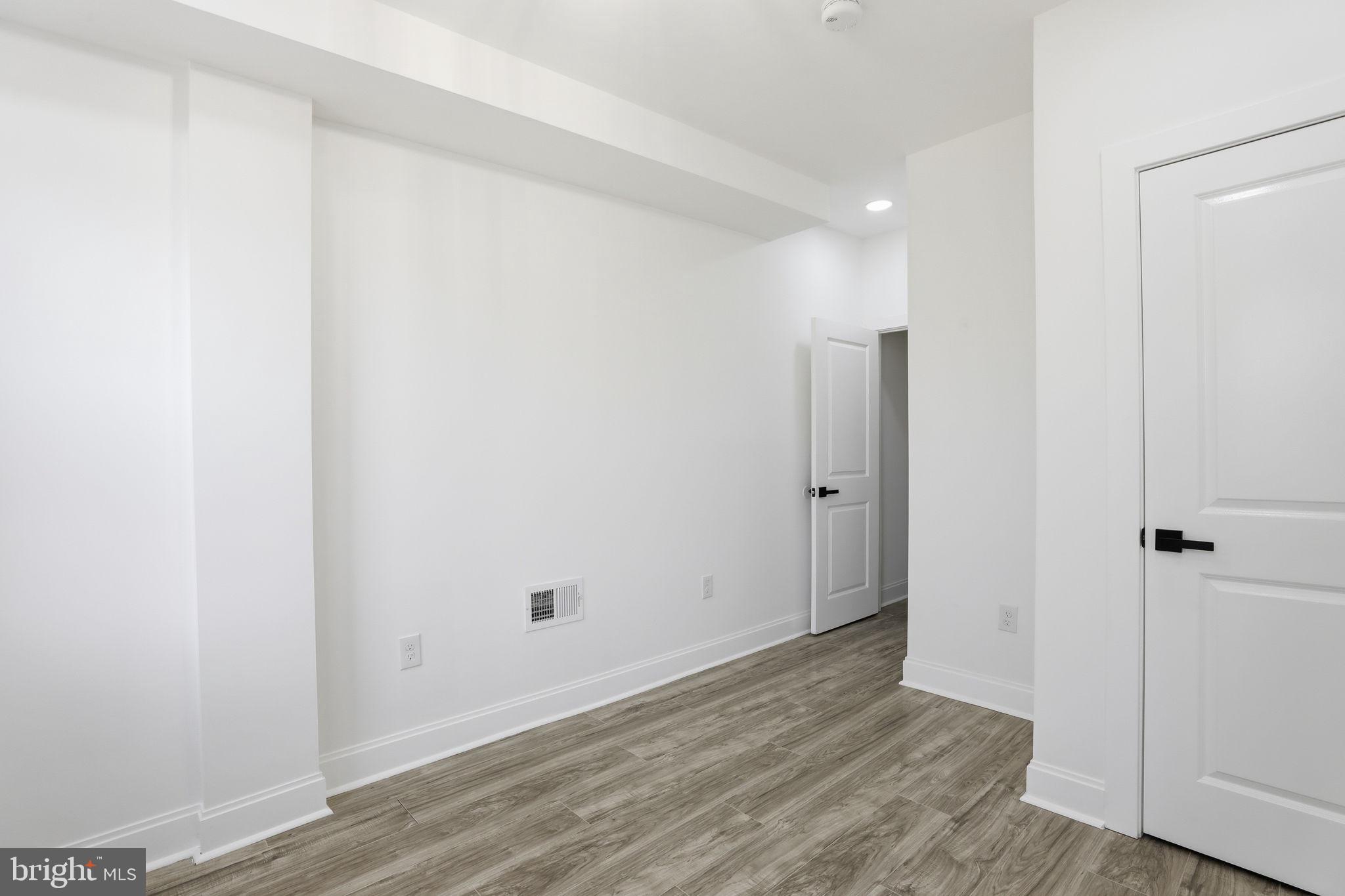 OLIVER - Residential