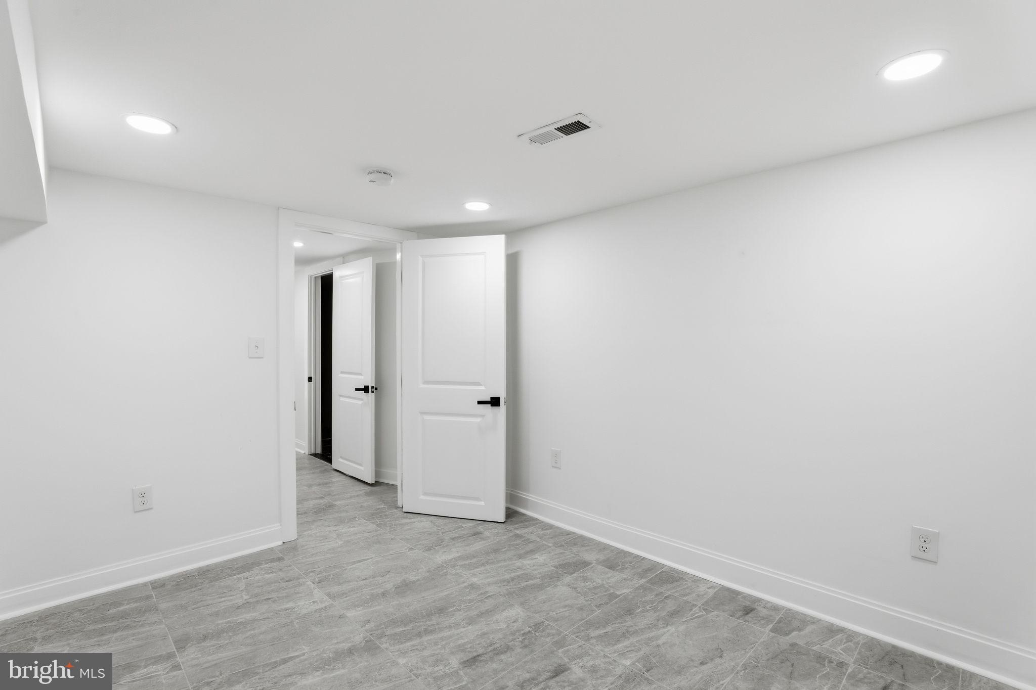 OLIVER - Residential