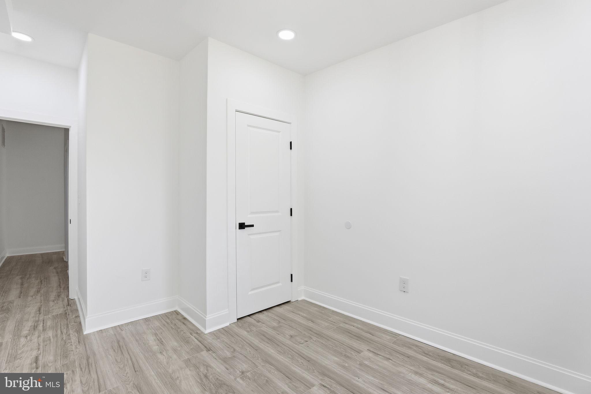 OLIVER - Residential