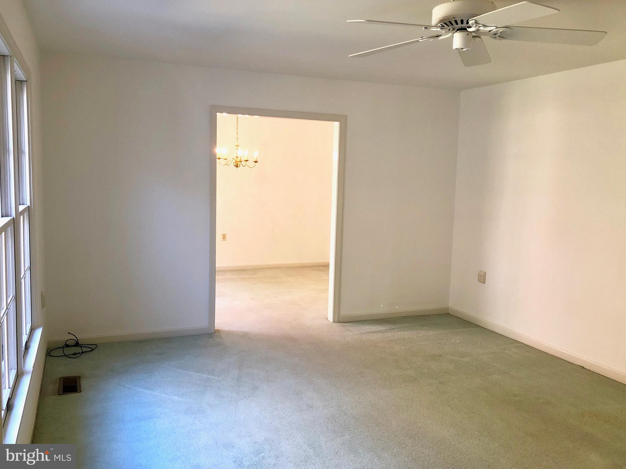 KINGSTOWN - Residential