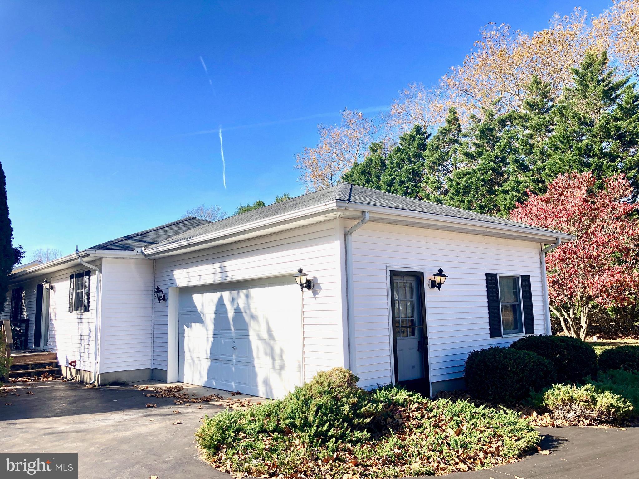 KINGSTOWN - Residential