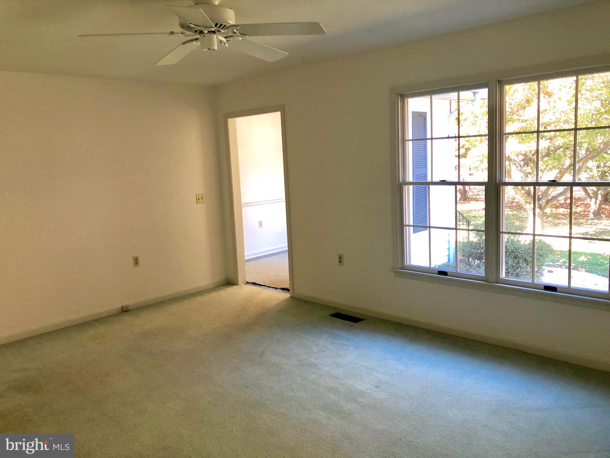 KINGSTOWN - Residential