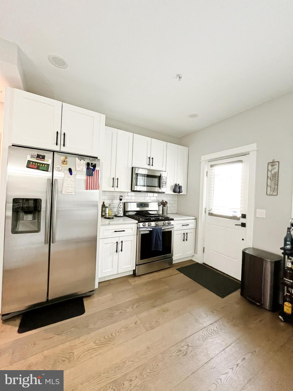 POINT BREEZE - Residential Lease