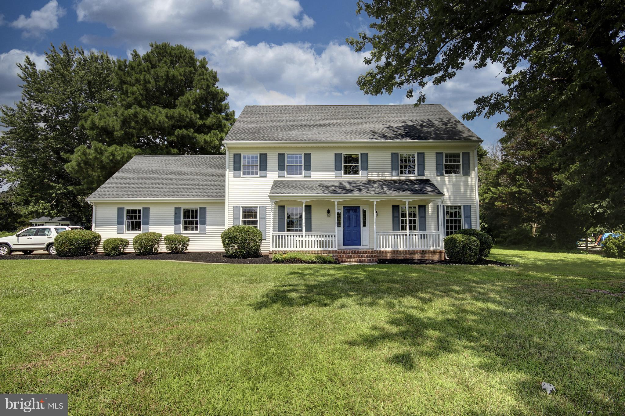 WESTBURY ACRES - Residential