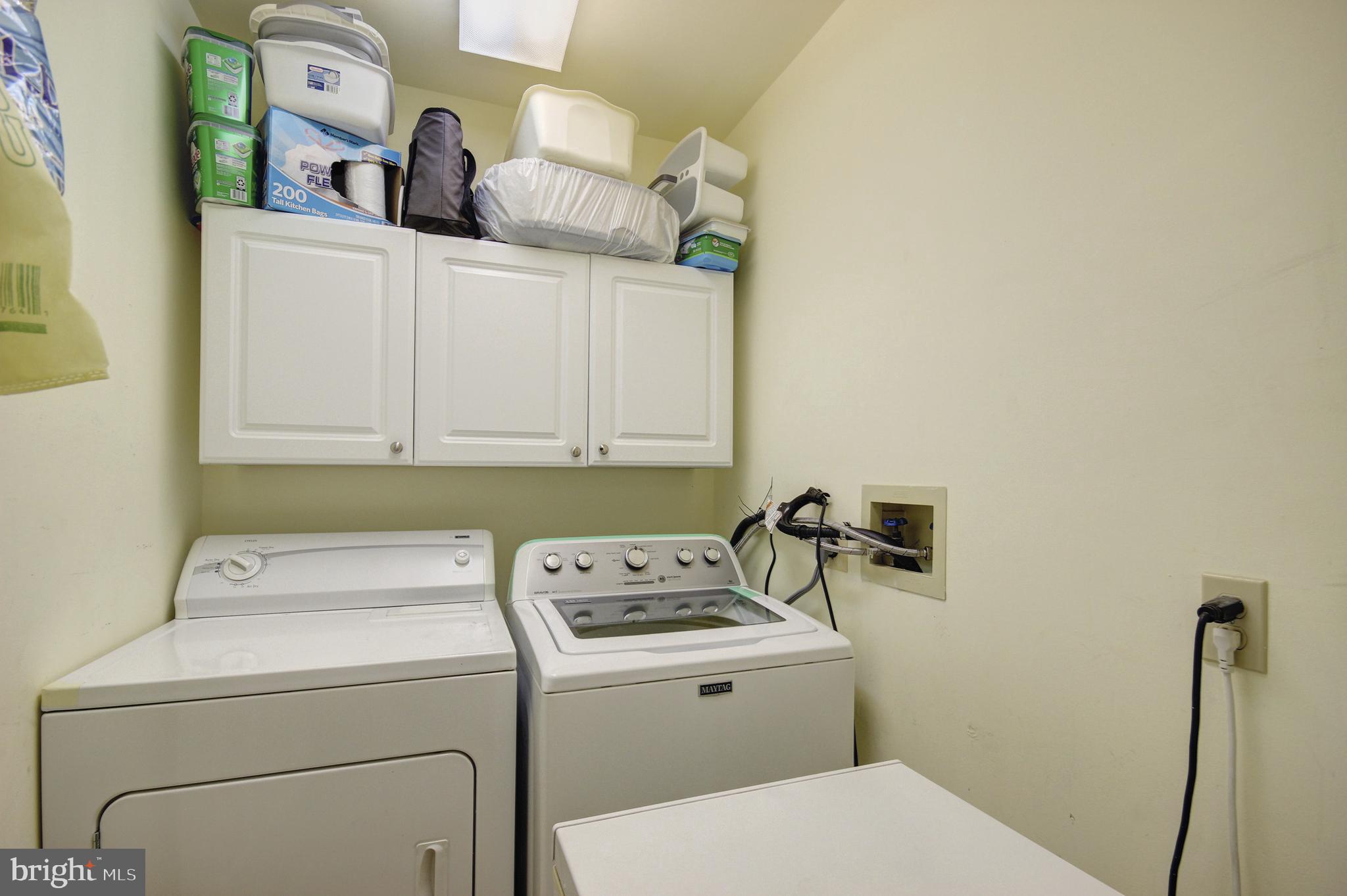 WESTBURY ACRES - Residential