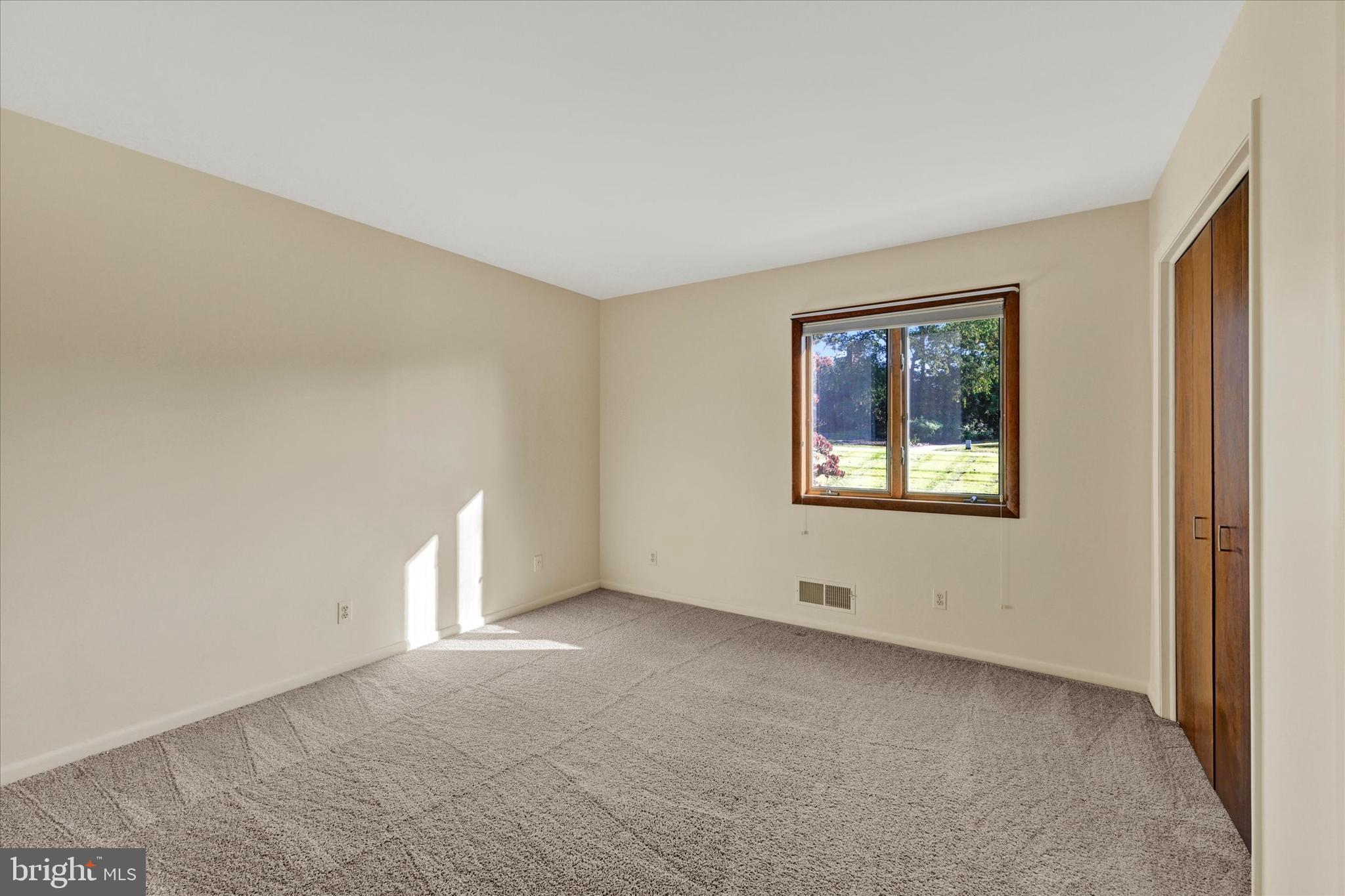 HIGHLANDS HUNT VALLEY - Residential