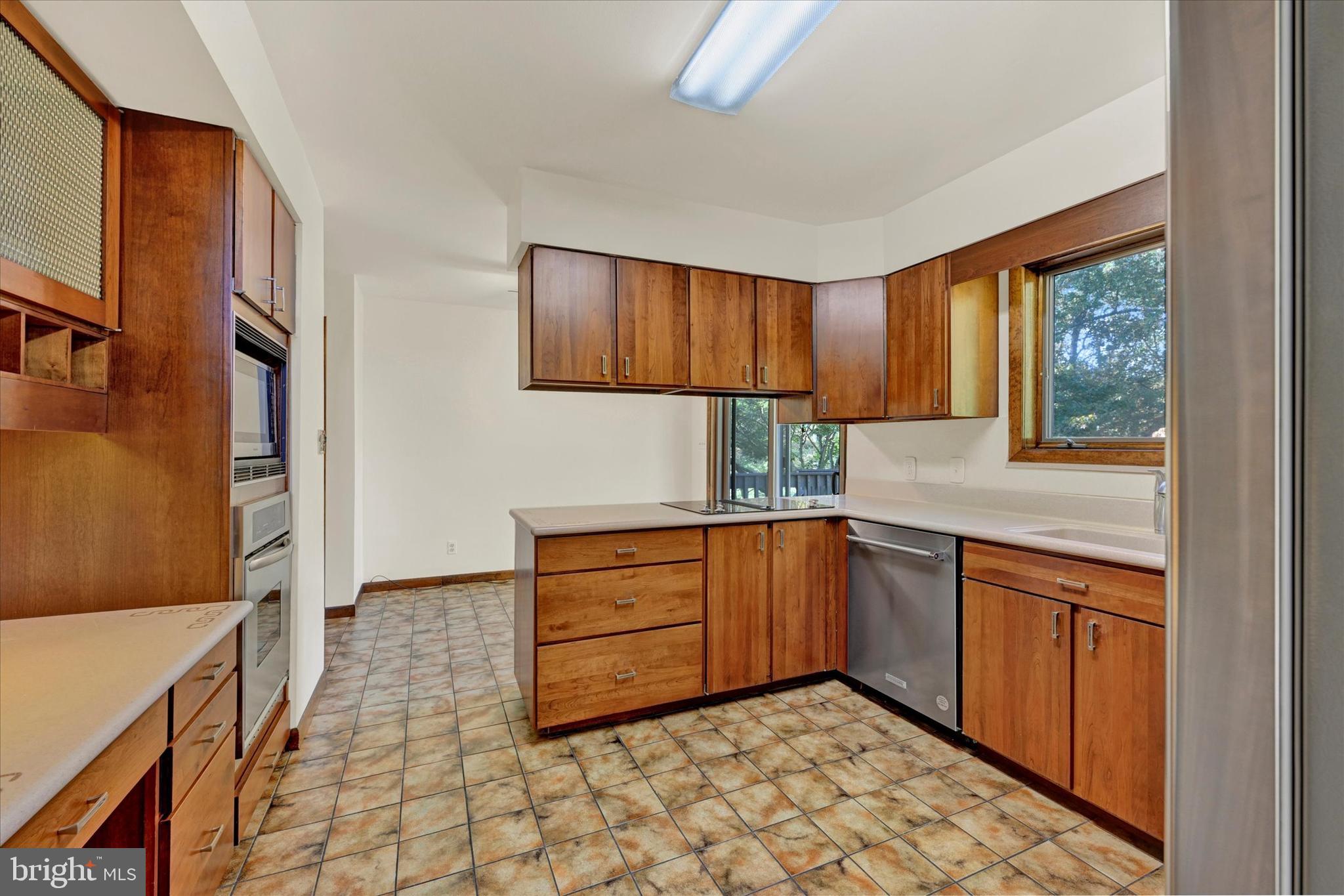 HIGHLANDS HUNT VALLEY - Residential