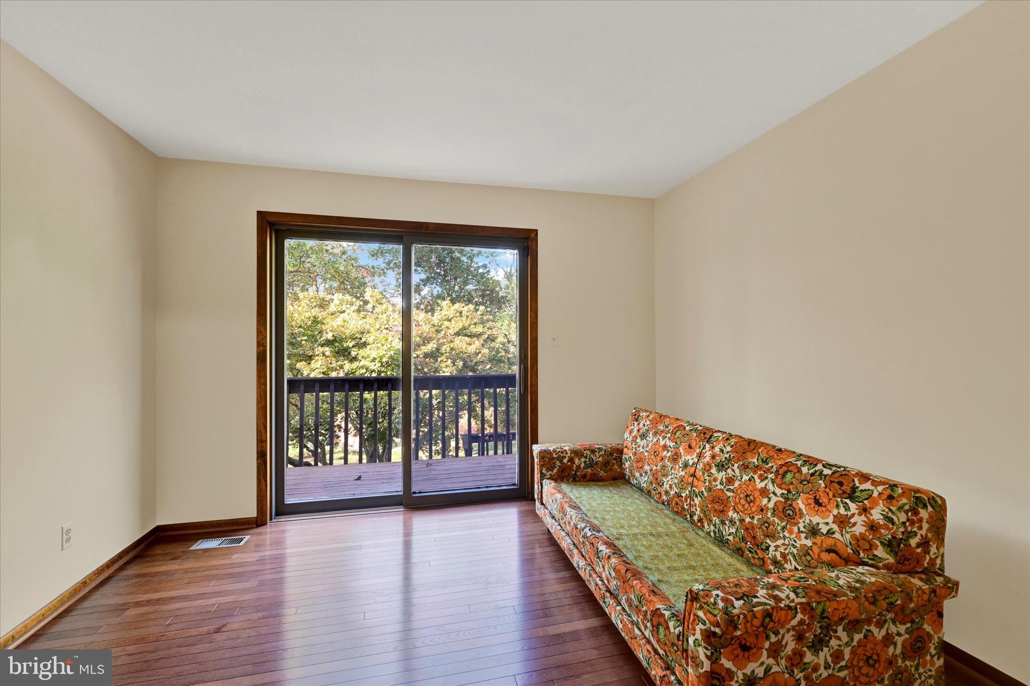 HIGHLANDS HUNT VALLEY - Residential