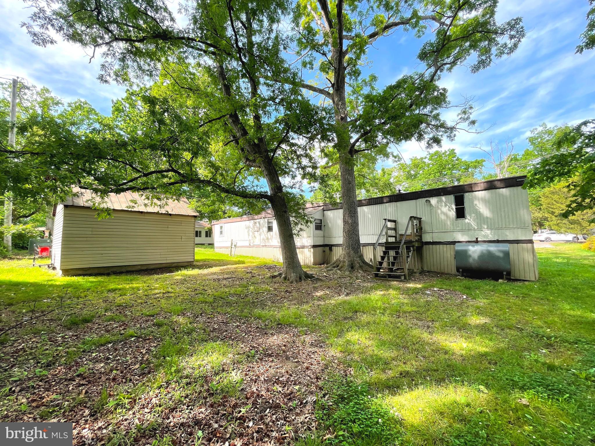 WALDORF TERRACE SUB - Residential Lease