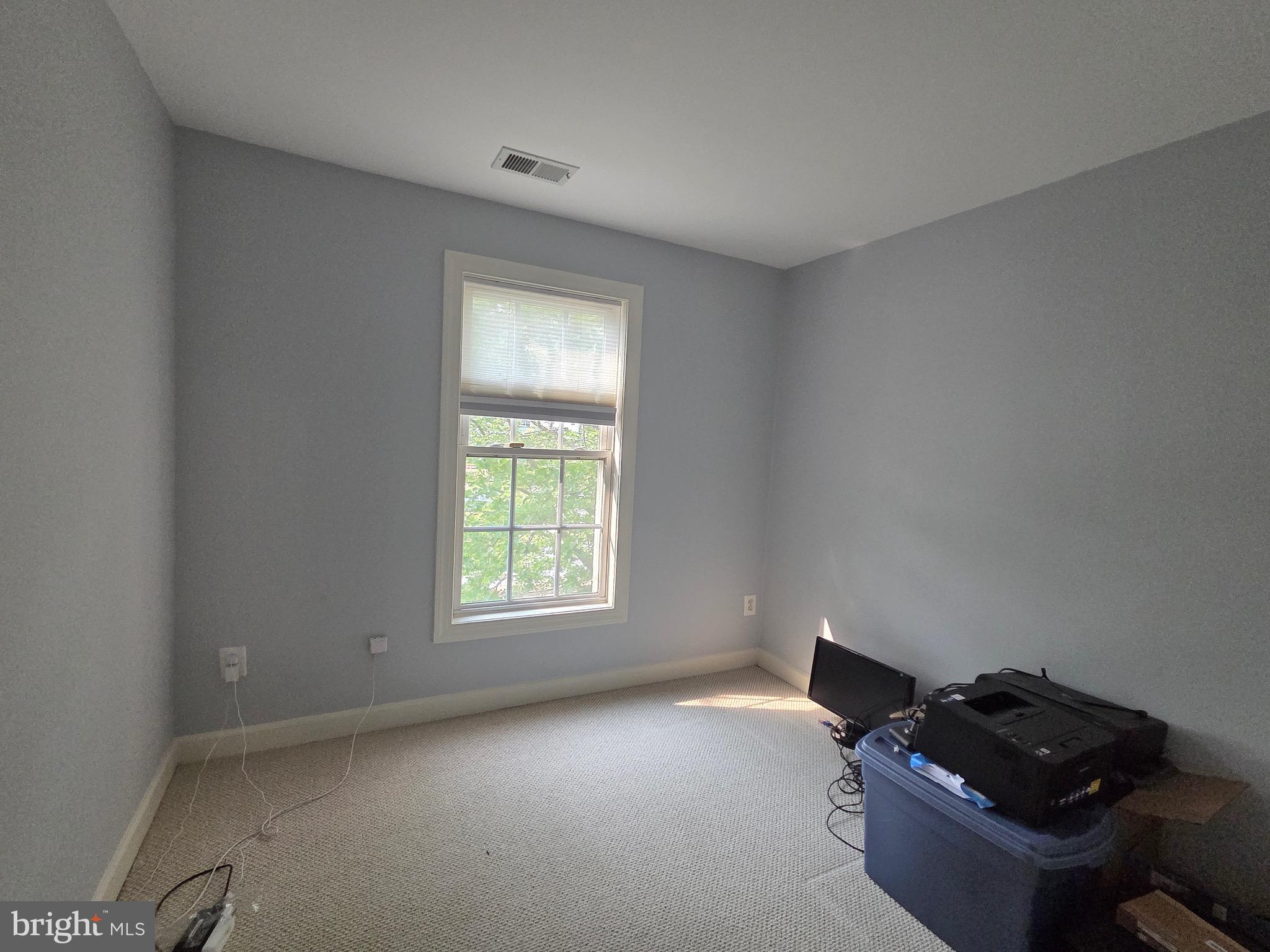 JEFFERSON PARK - Residential Lease