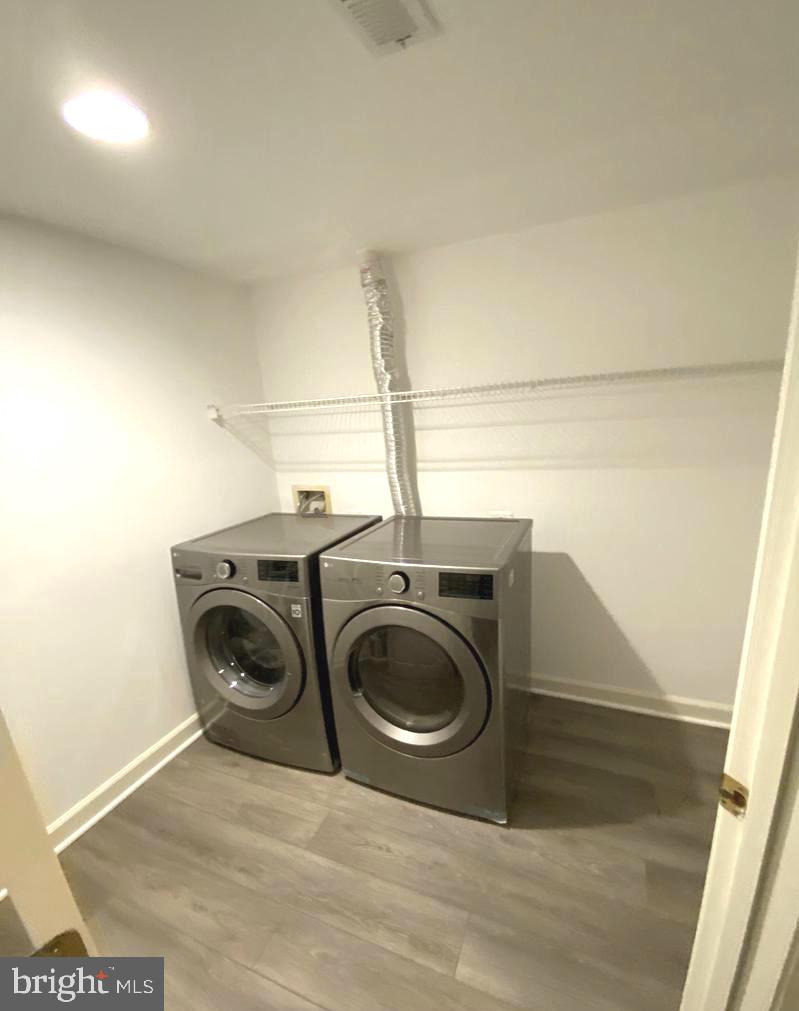 JEFFERSON PARK - Residential Lease