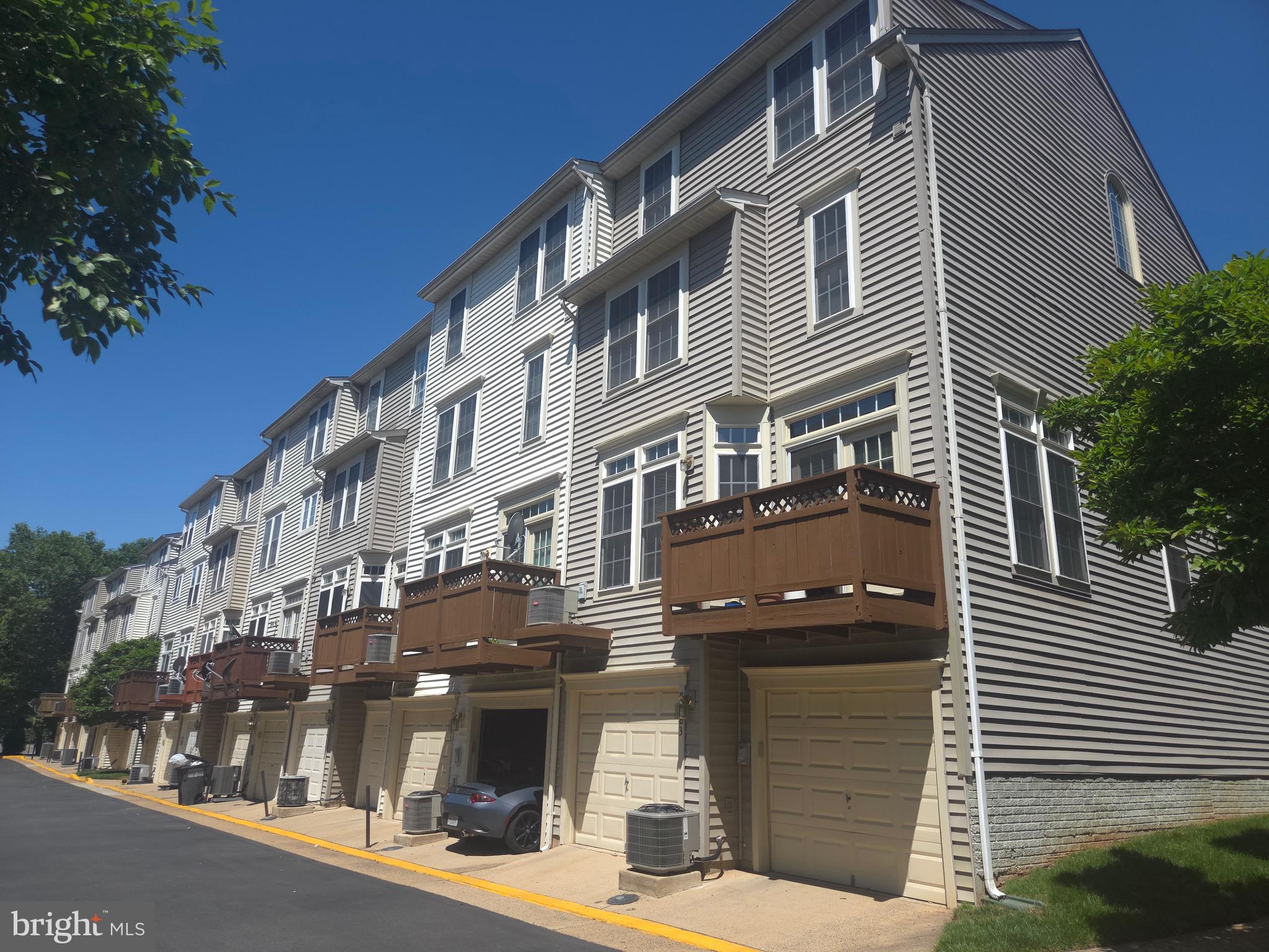 JEFFERSON PARK - Residential Lease