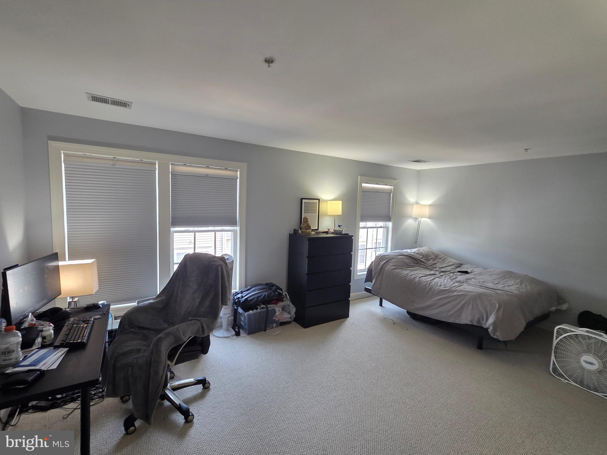 JEFFERSON PARK - Residential Lease