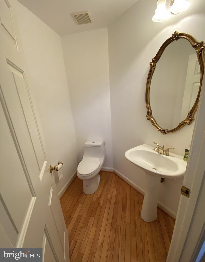 JEFFERSON PARK - Residential Lease