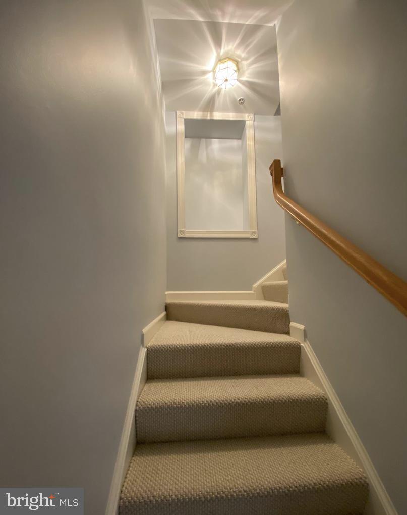 JEFFERSON PARK - Residential Lease