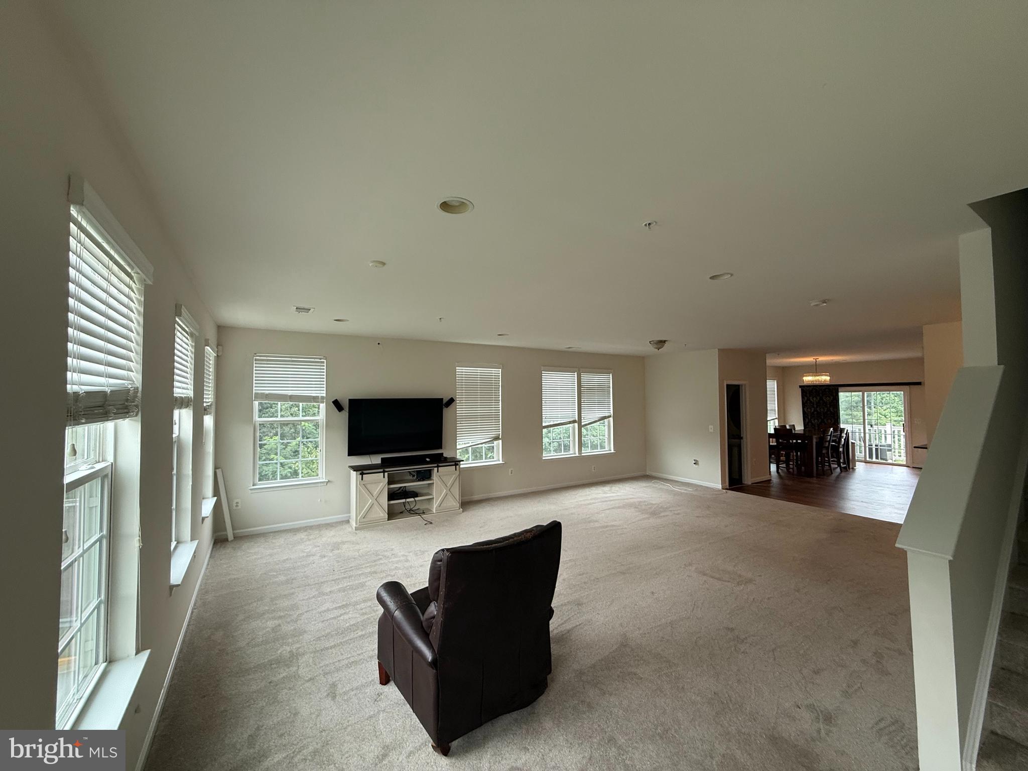 CHESTERFIELD A CONDOMINIUM - Residential Lease