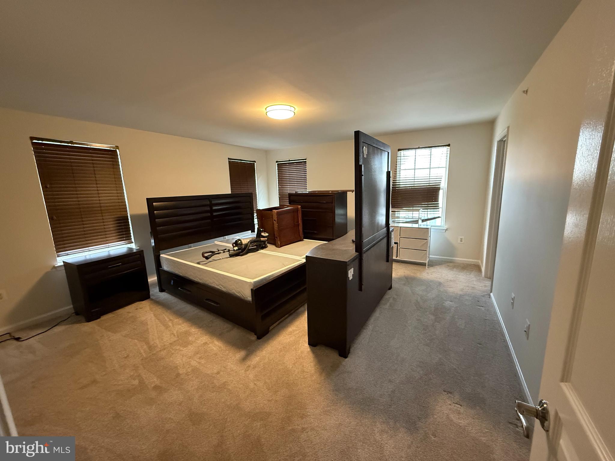 CHESTERFIELD A CONDOMINIUM - Residential Lease