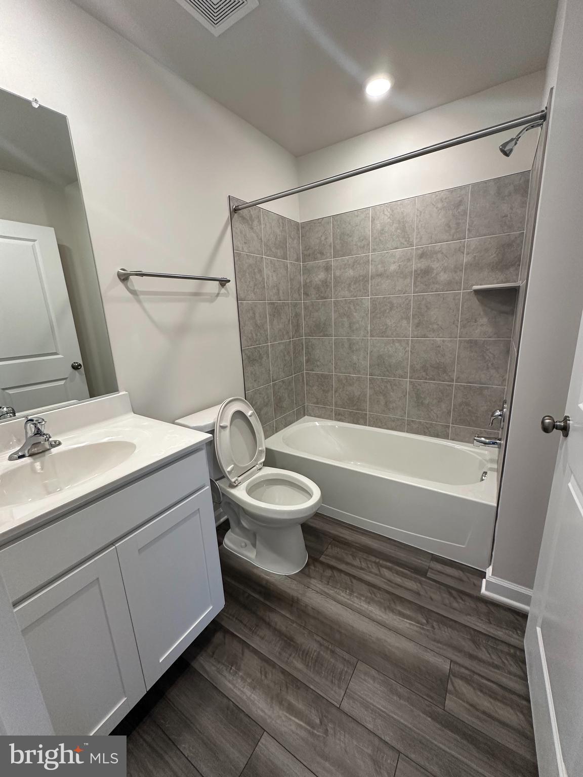 SHENANDOAH SPRINGS - Residential Lease