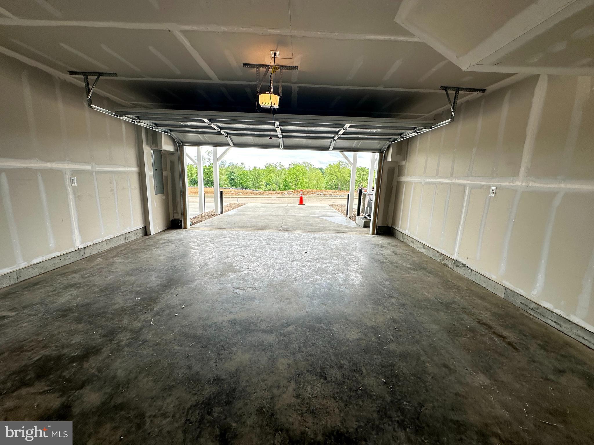 SHENANDOAH SPRINGS - Residential Lease