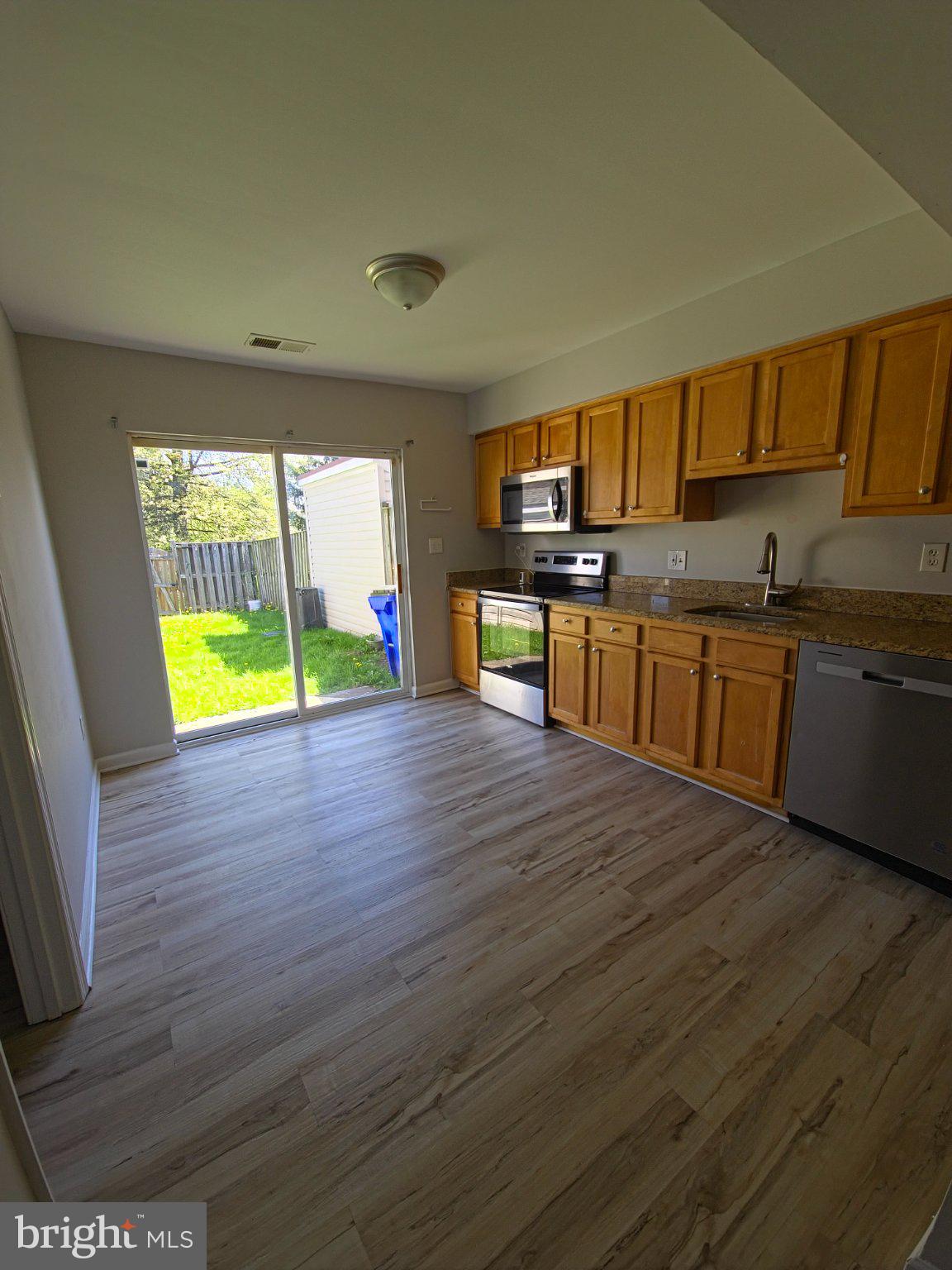 546 WELLINGTON COURT