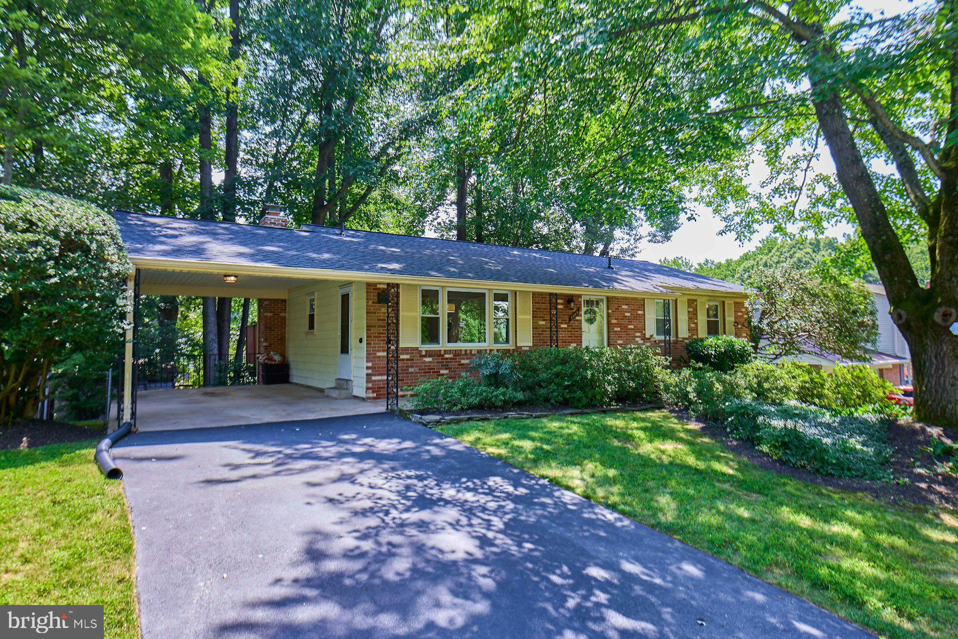 5009 LONE OAK PLACE