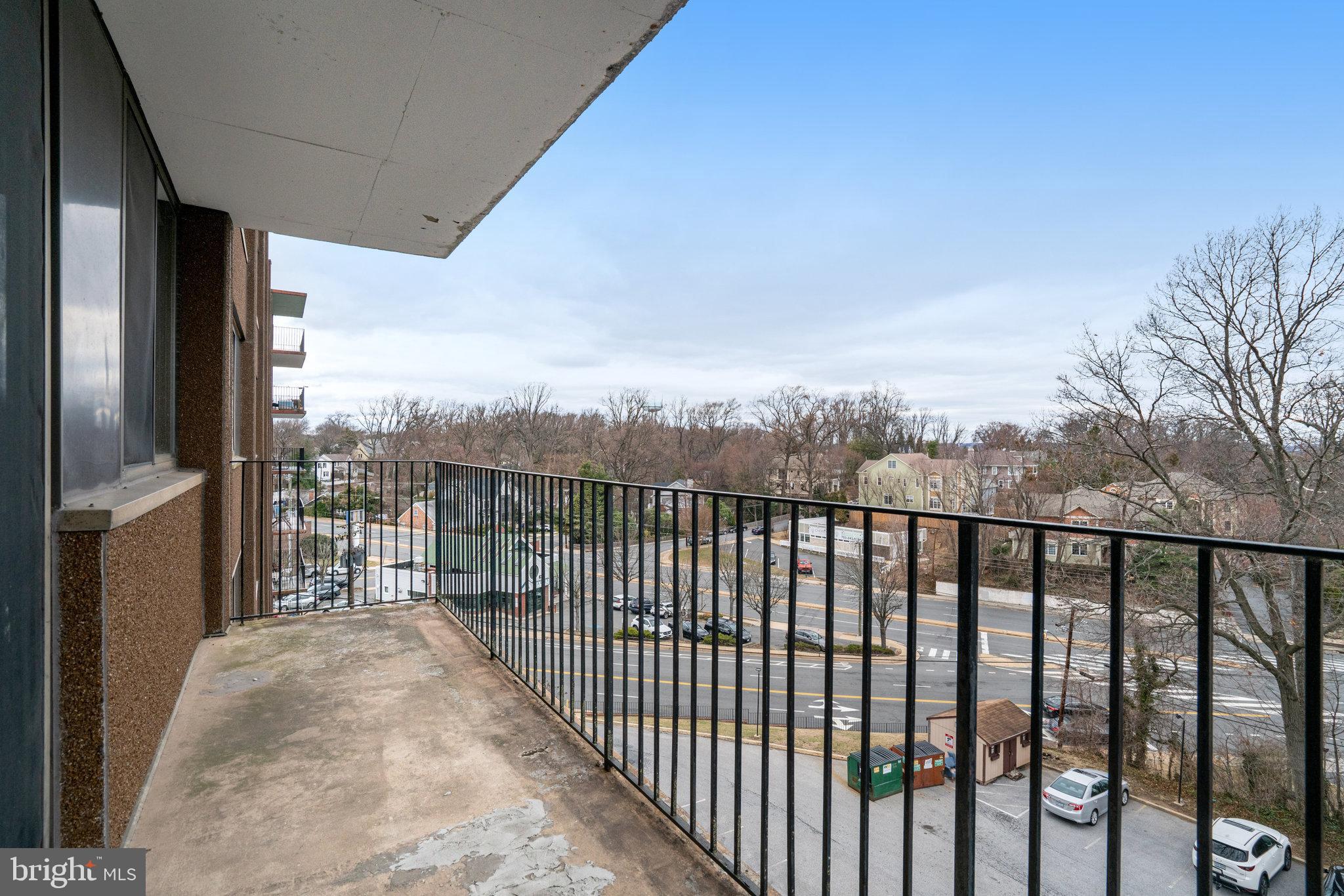 LORCOM HOUSE - Residential Lease