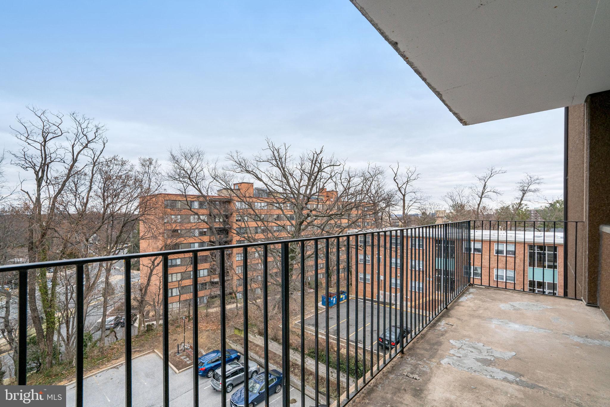 LORCOM HOUSE - Residential Lease