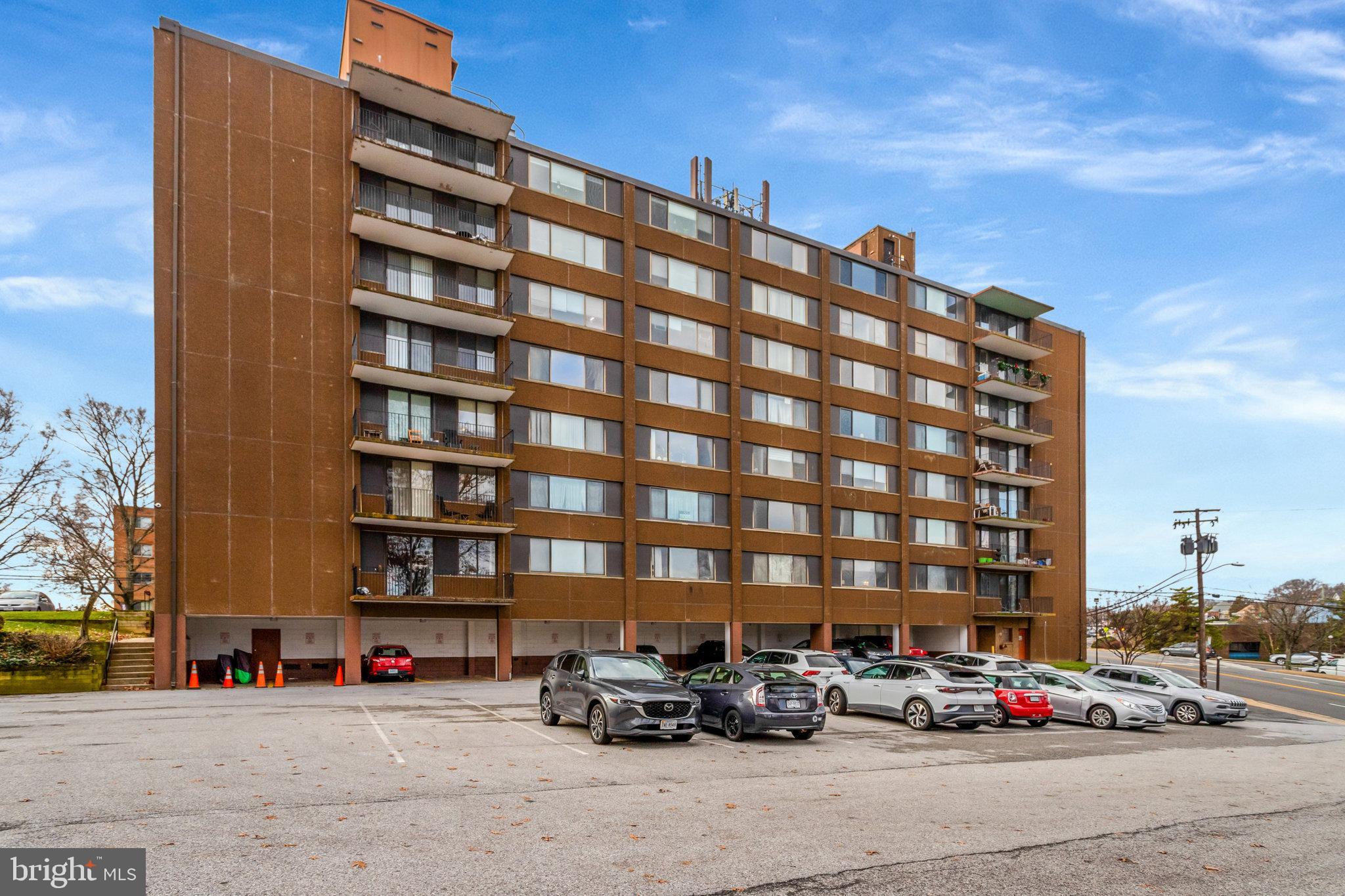 LORCOM HOUSE - Residential Lease