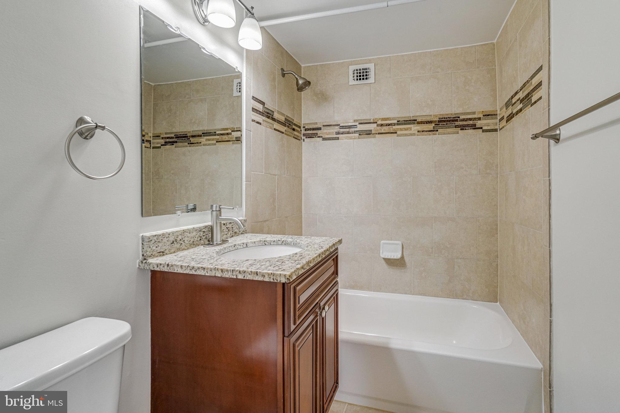 LORCOM HOUSE - Residential Lease