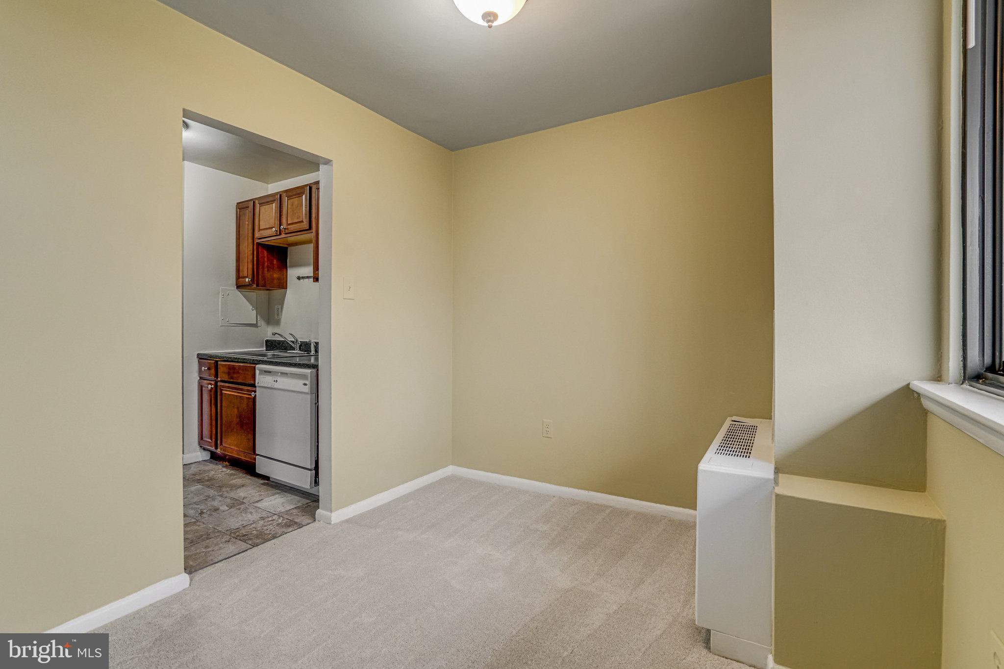 LORCOM HOUSE - Residential Lease