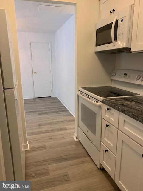 HARBOR WAY - Residential Lease