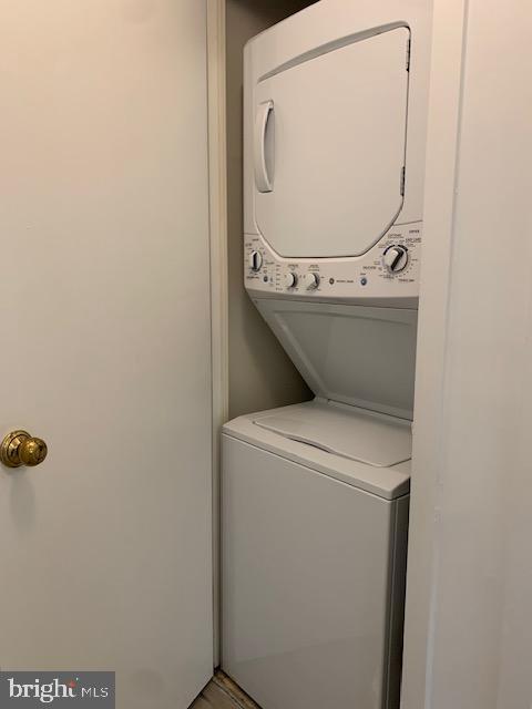 HARBOR WAY - Residential Lease