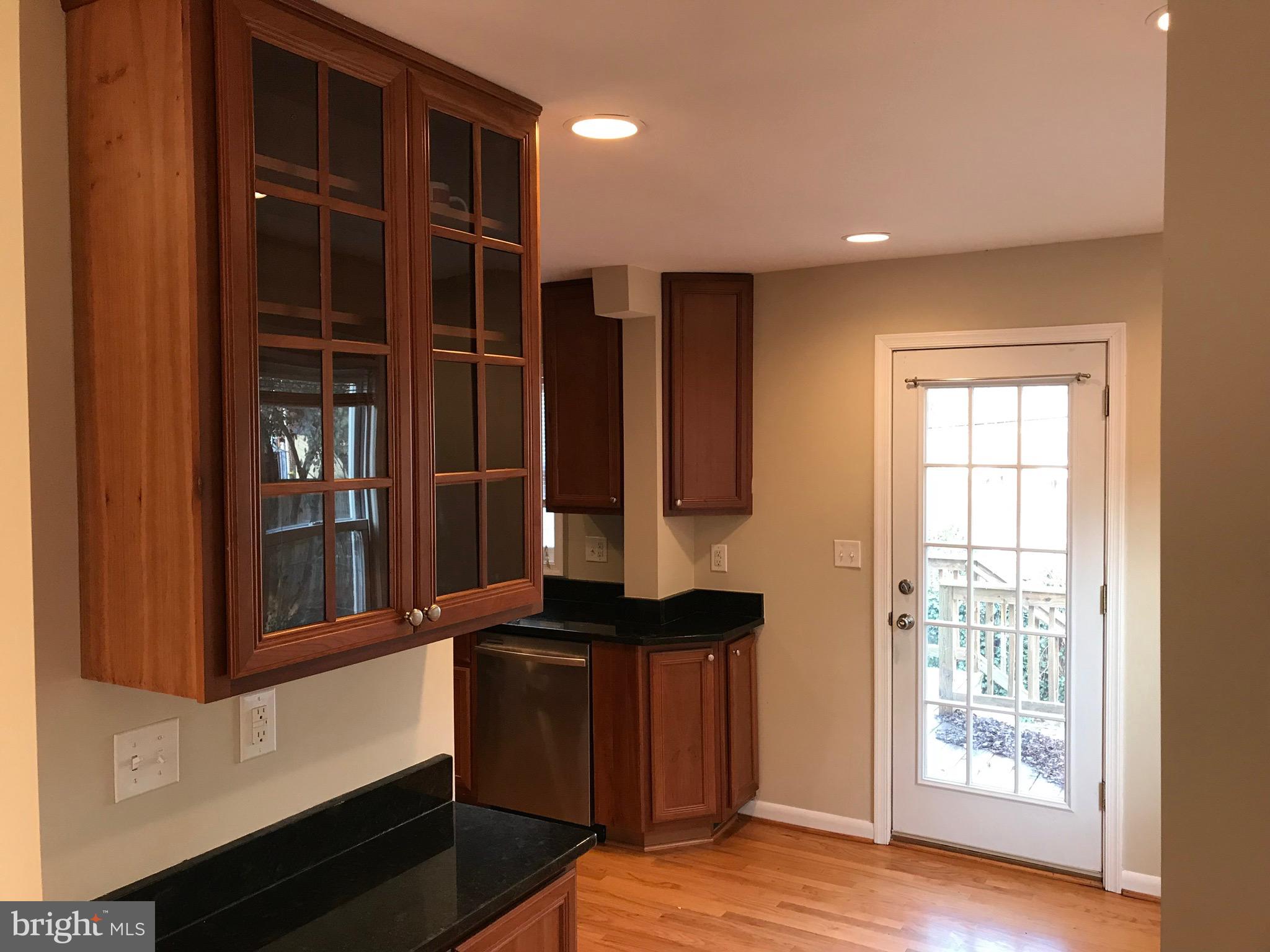 JEFFERSON MANOR - Residential Lease