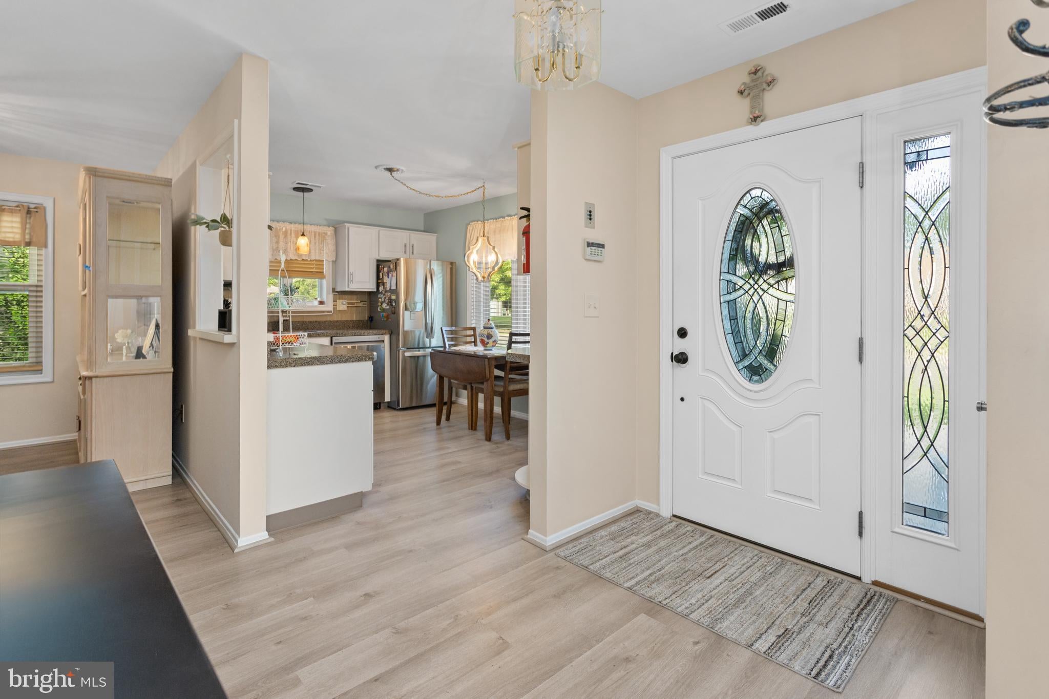 114 CANDLELIGHT COURT