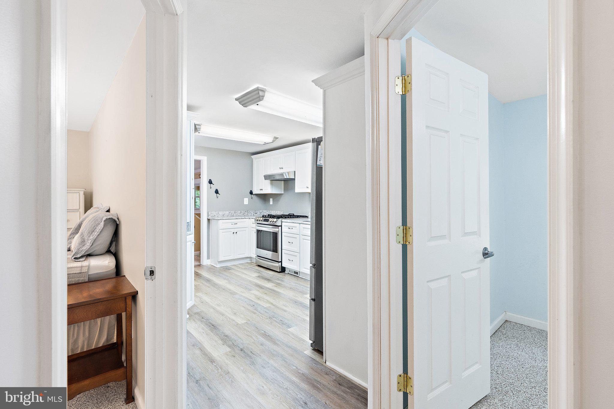 RIVER VIEW PARK - Residential