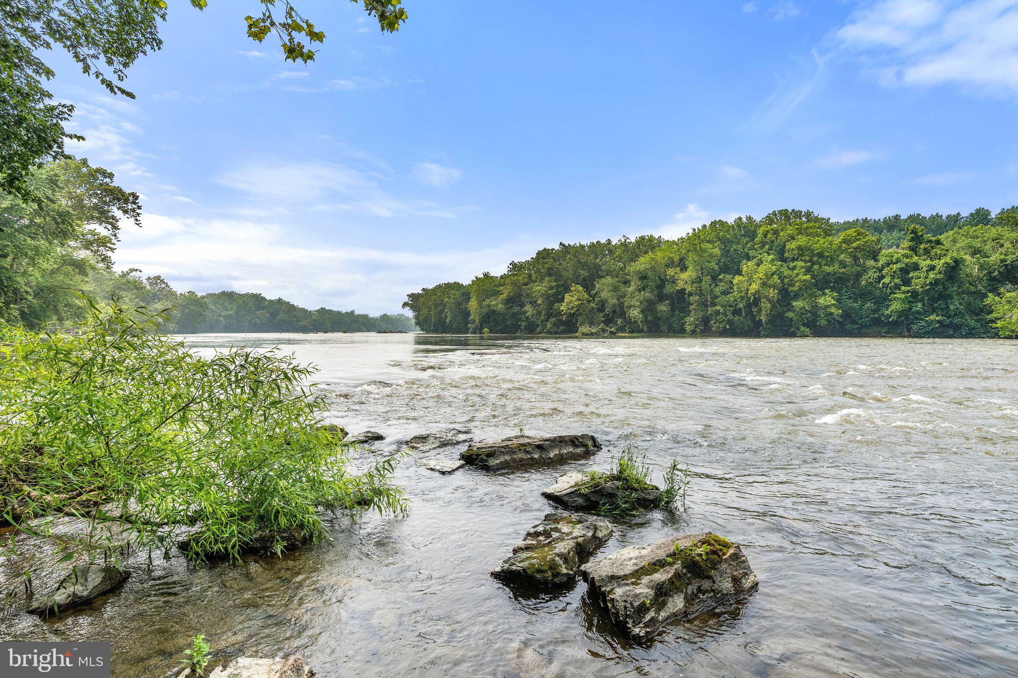 RIVER VIEW PARK - Residential