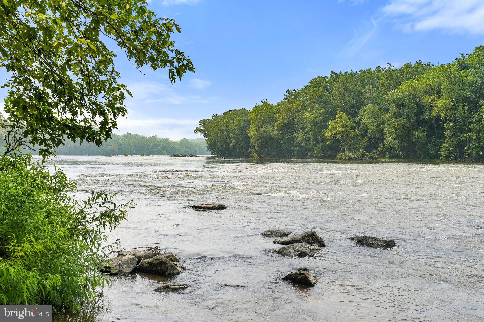 RIVER VIEW PARK - Residential