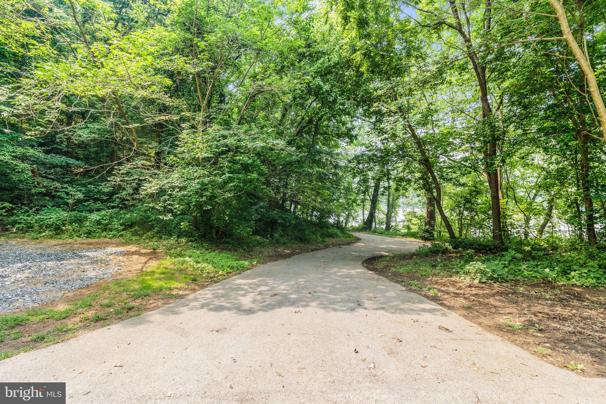 RIVER VIEW PARK - Residential