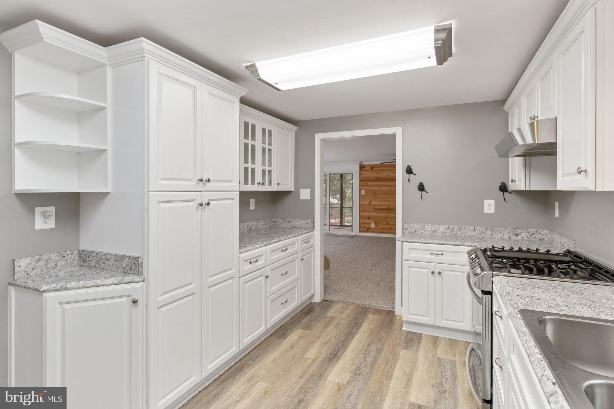 RIVER VIEW PARK - Residential