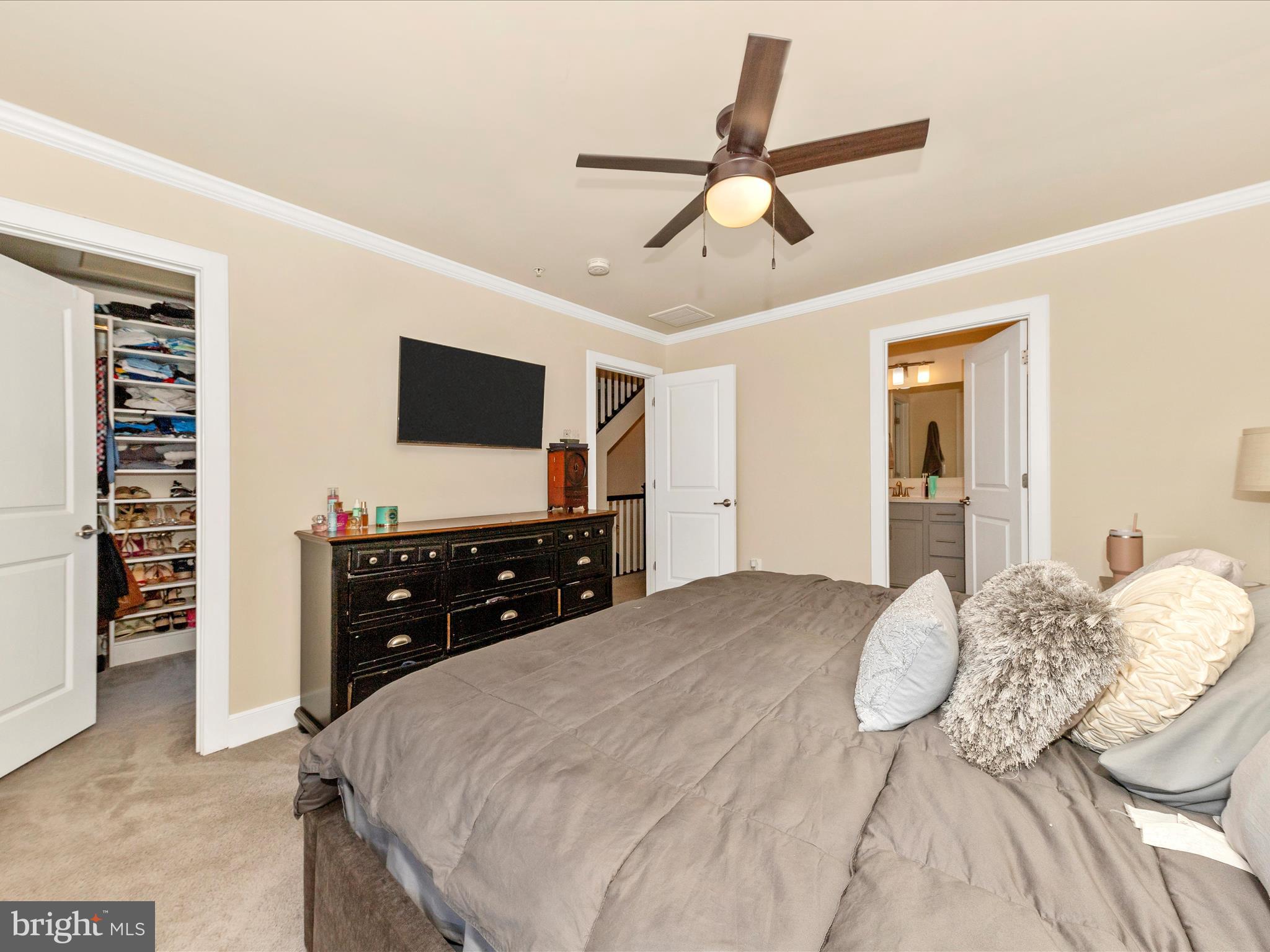 CLARKSBURG SQUARE - Residential