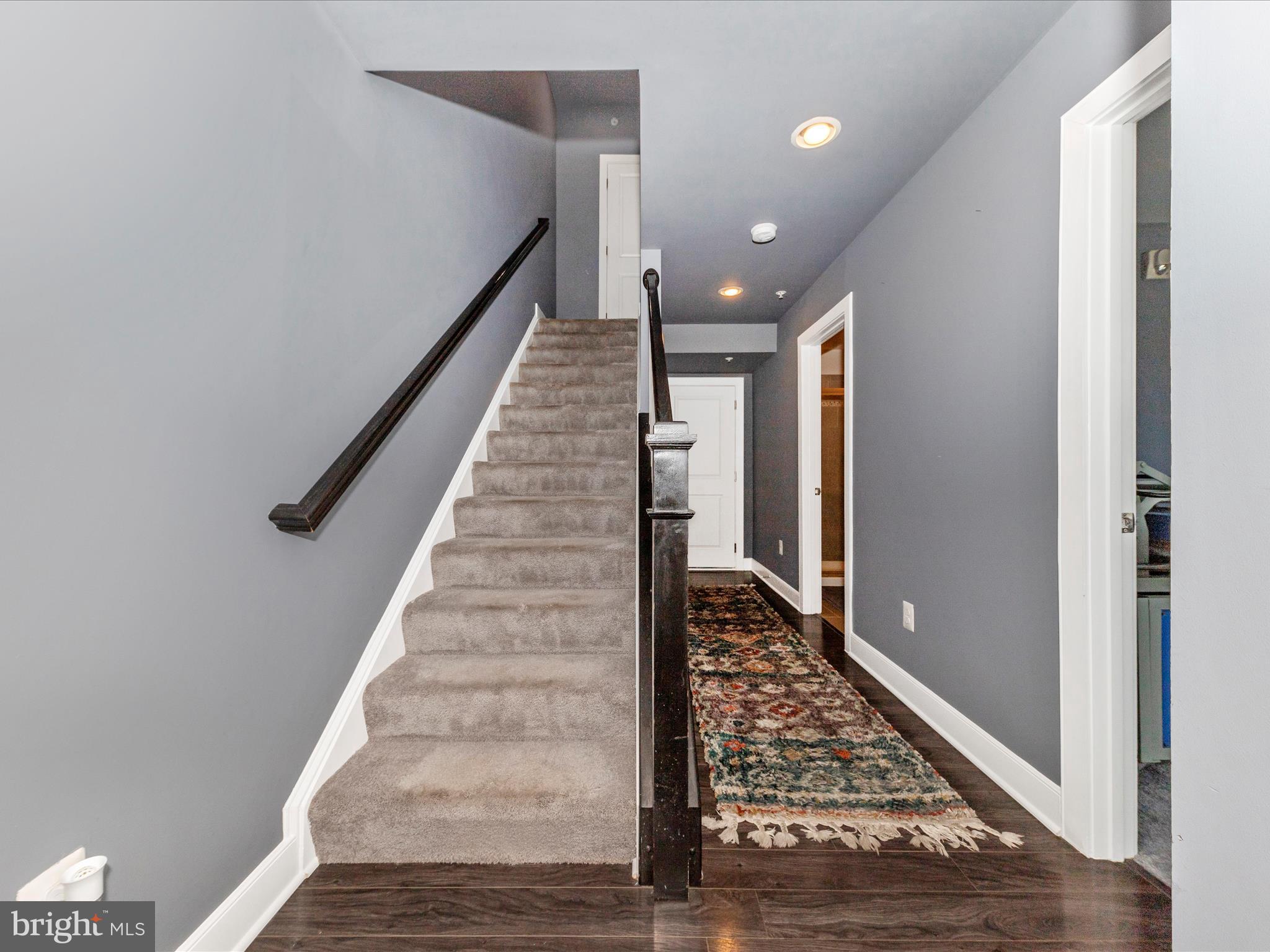 CLARKSBURG SQUARE - Residential