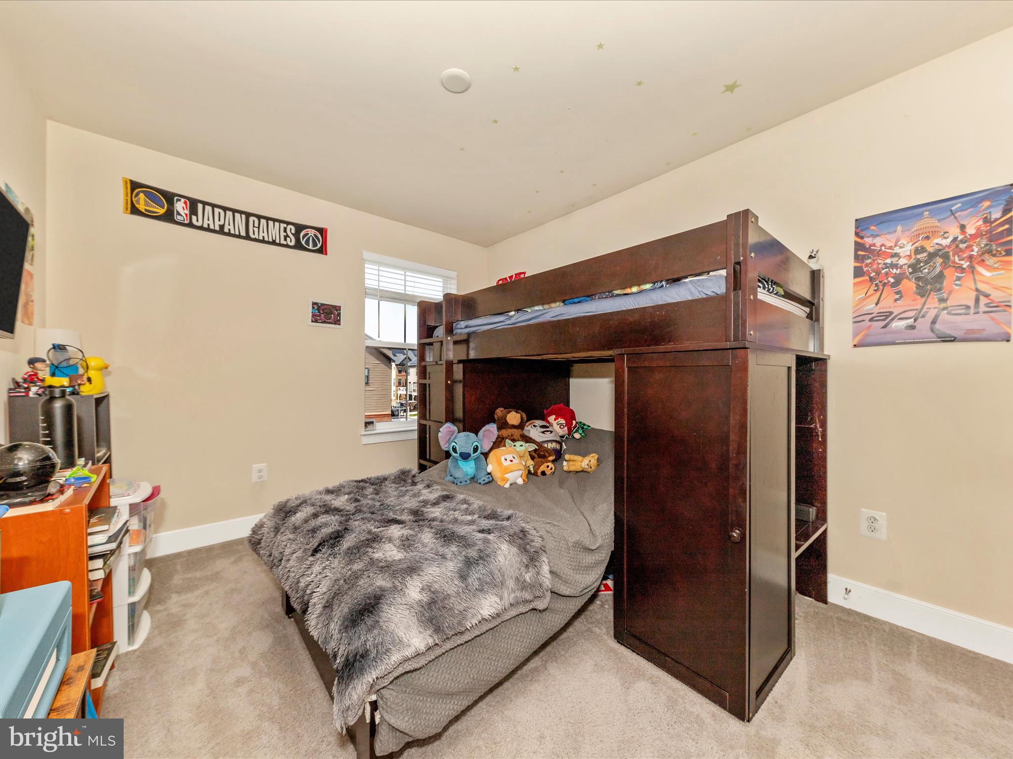 CLARKSBURG SQUARE - Residential