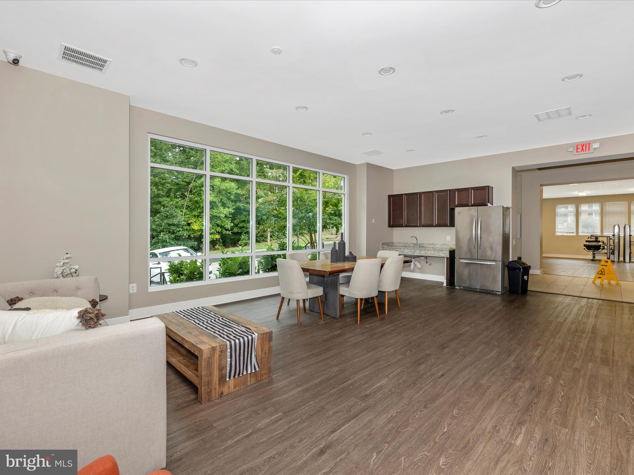 CLARKSBURG SQUARE - Residential