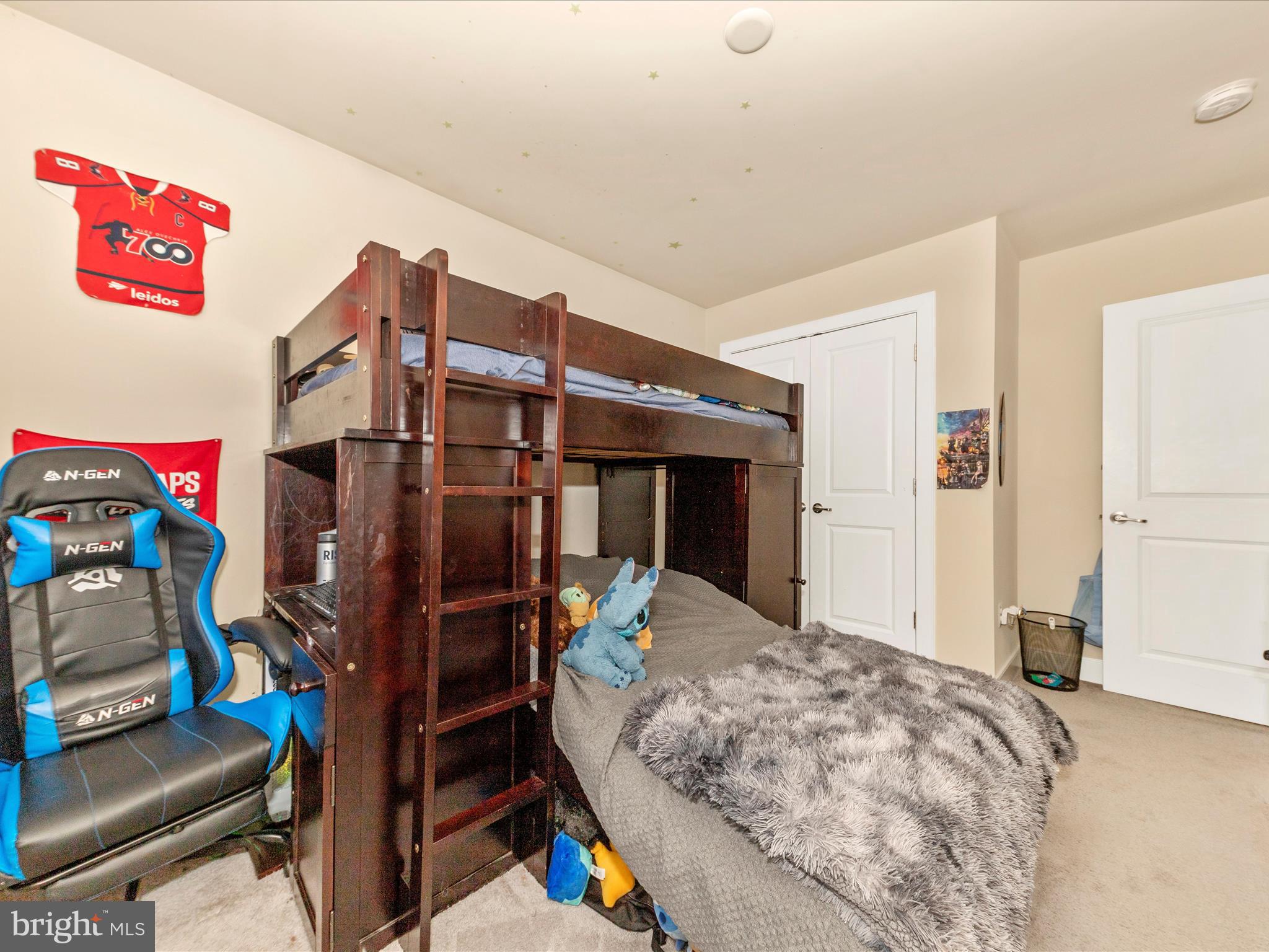 CLARKSBURG SQUARE - Residential