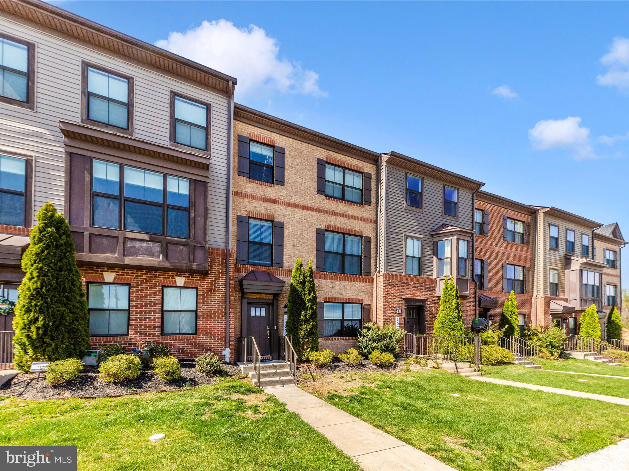 CLARKSBURG SQUARE - Residential